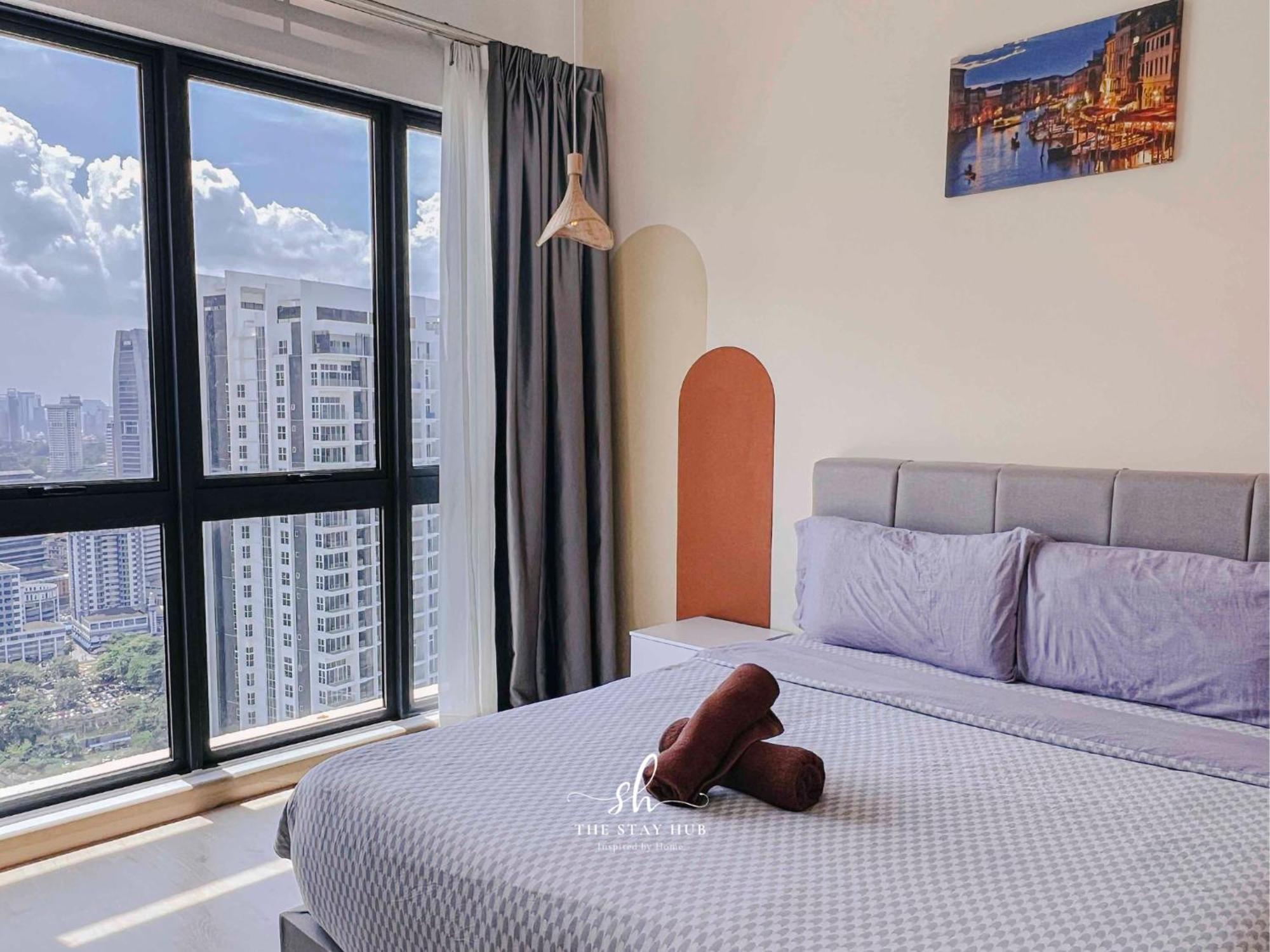 The Luxe Klcc View Sky Pool Apartment Kuala Lumpur Luaran gambar